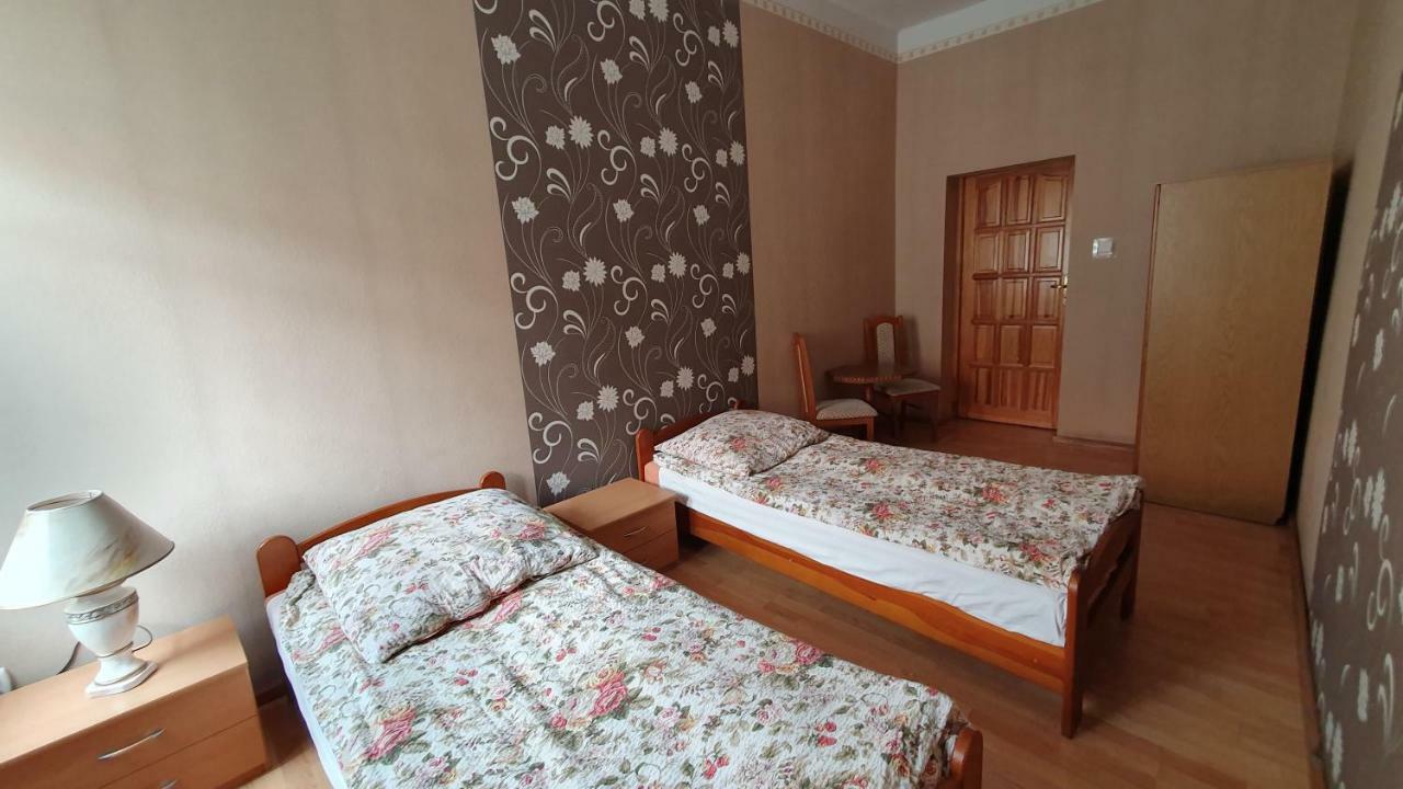 Pokoje Do Wynajecia Piastowska Międzyrzecz Exterior foto